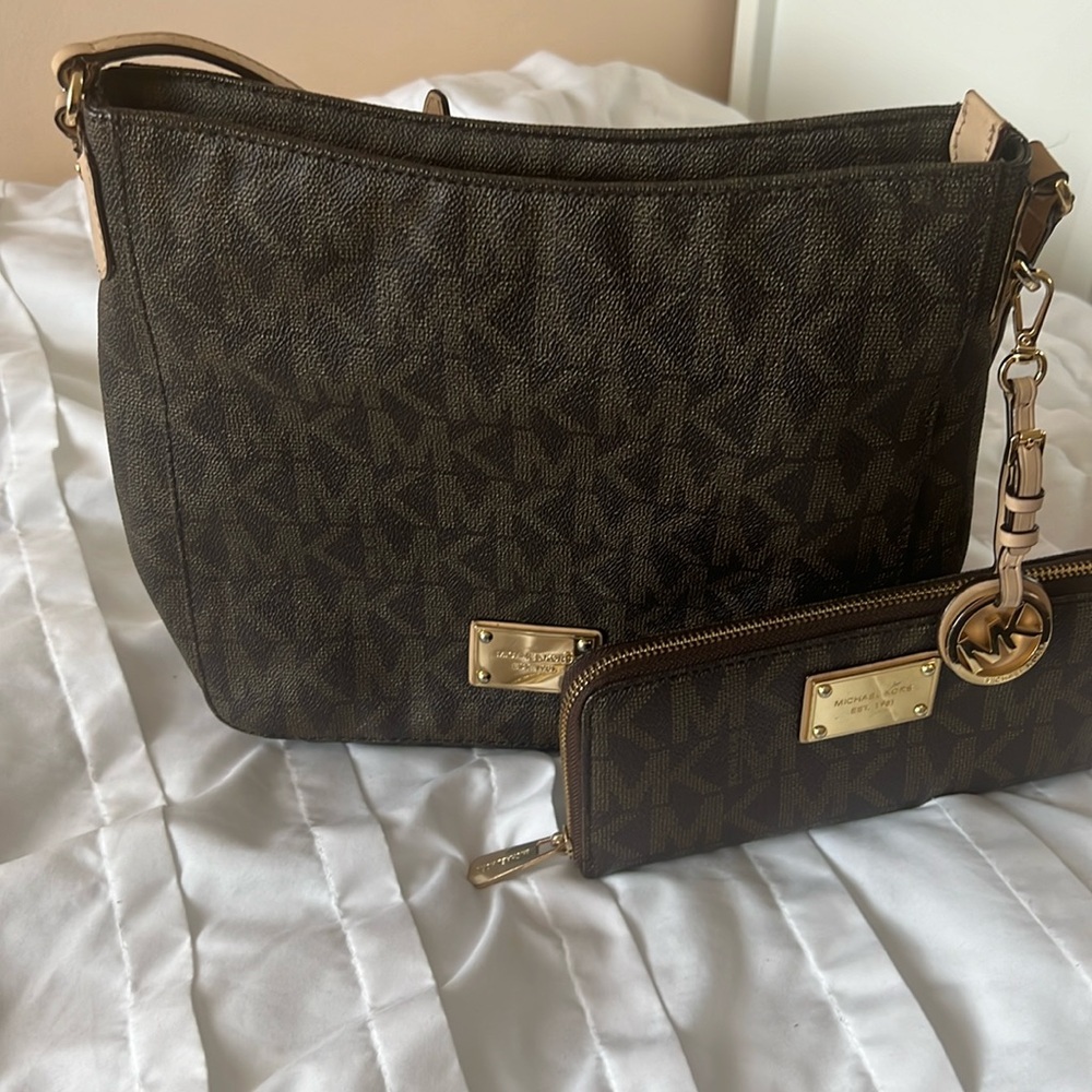Mk purse and wallet set